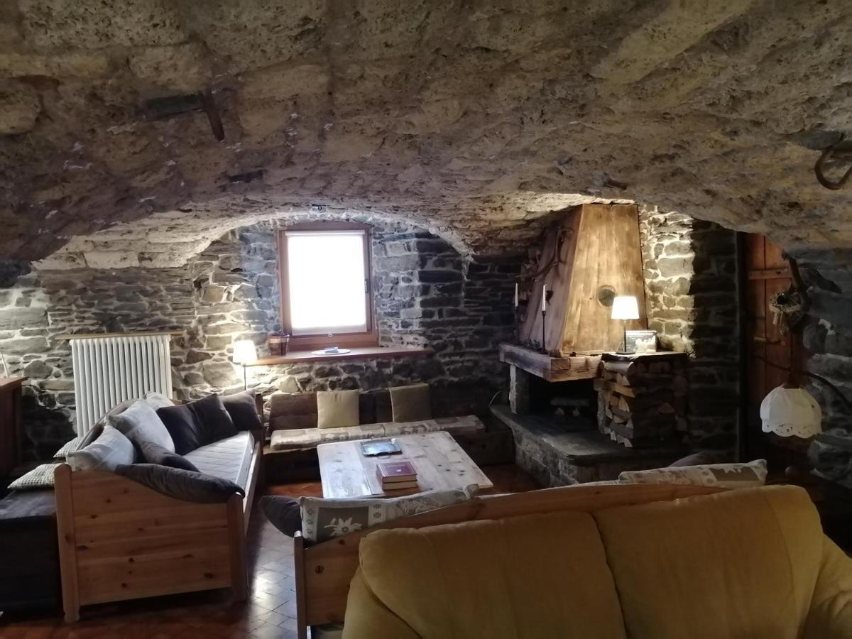 La Thuillettaz B&B Saint Rhemy en bosses Bagian luar foto